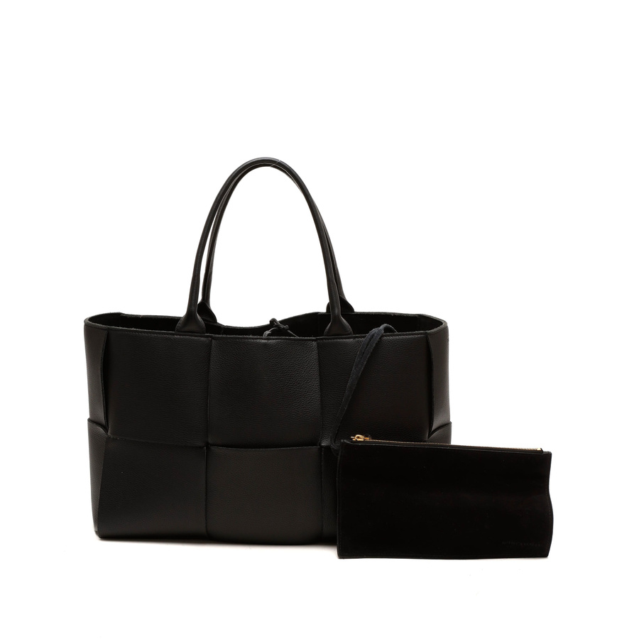 Bottega Veneta Medium Arco Bag