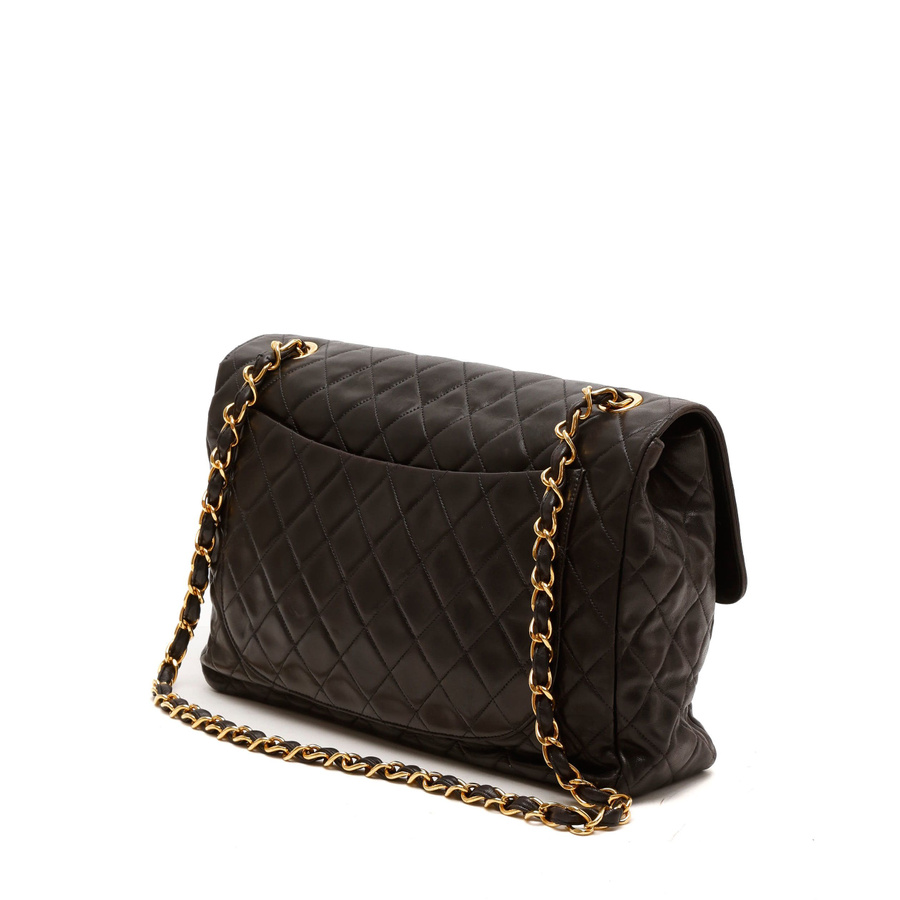 Chanel Classic Maxi Single Flap Bag