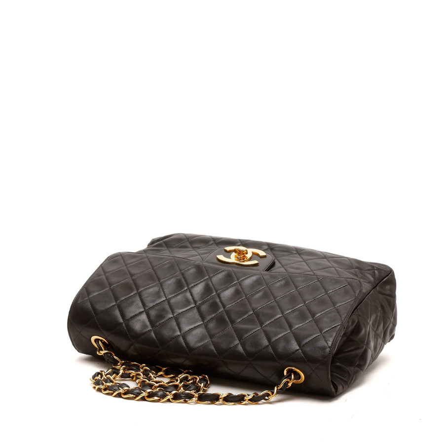Chanel Classic Maxi Single Flap Bag