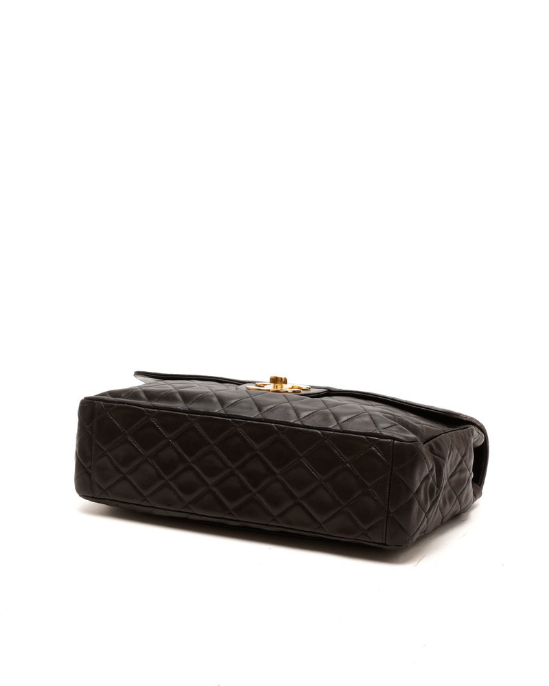 Chanel Classic Maxi Single Flap Bag