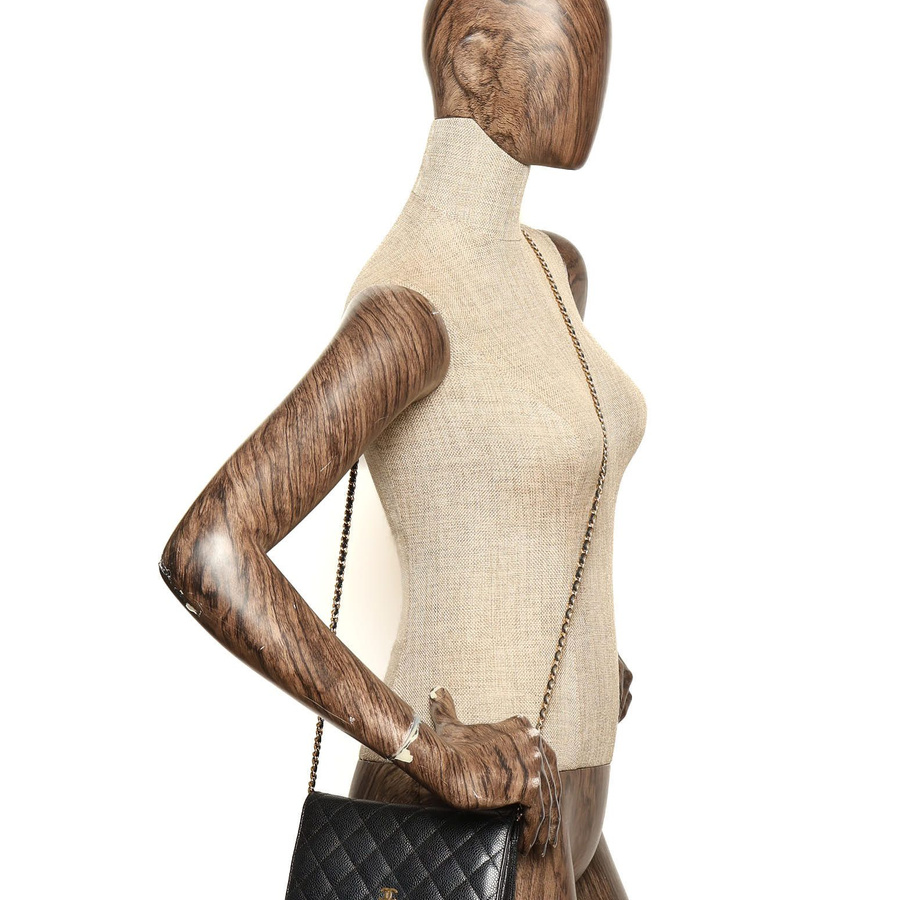 Chanel Caviar Wallet On Chain Bag