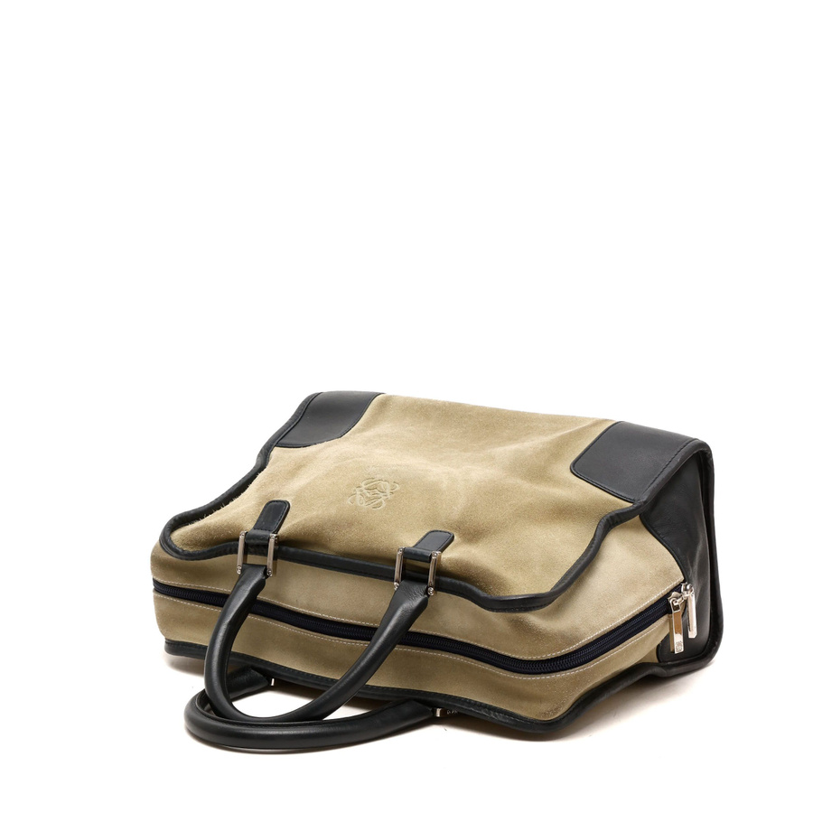 Loewe Amazona 32 Suede Bag