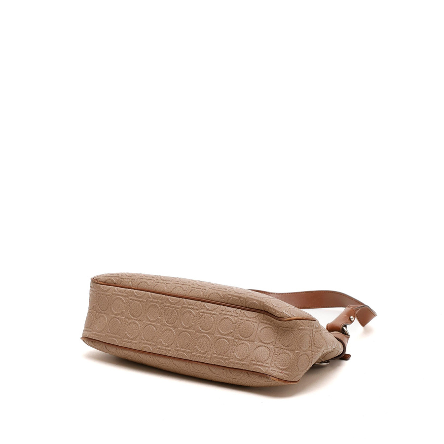 FERRAGAMO Logo Pattern Shoulder Bag