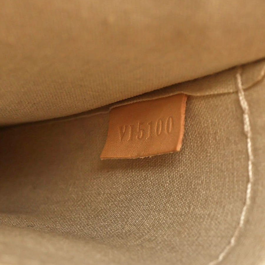 Louis Vuitton Vernis Brea GM Bag