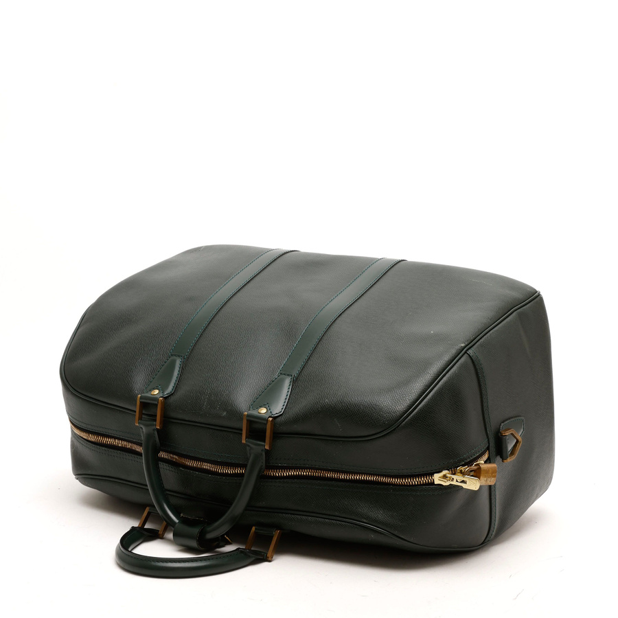 Louis Vuitton Taiga Helanga 1 Poche Travel Bag