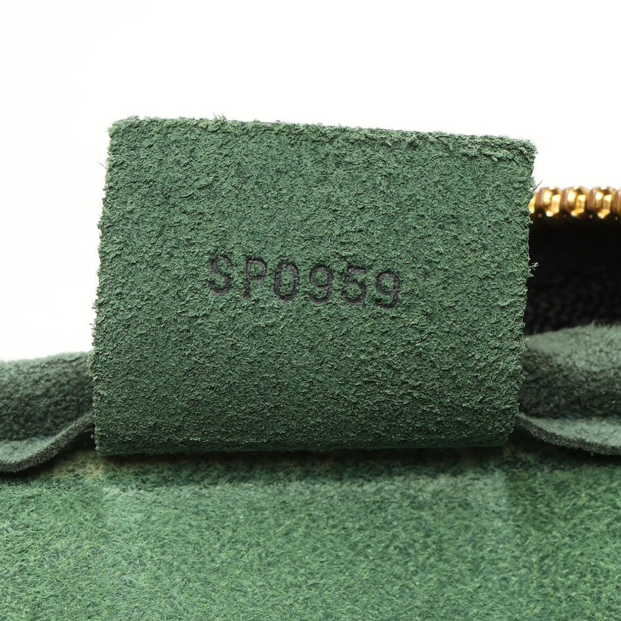 Louis Vuitton Taiga Helanga 1 Poche Travel Bag
