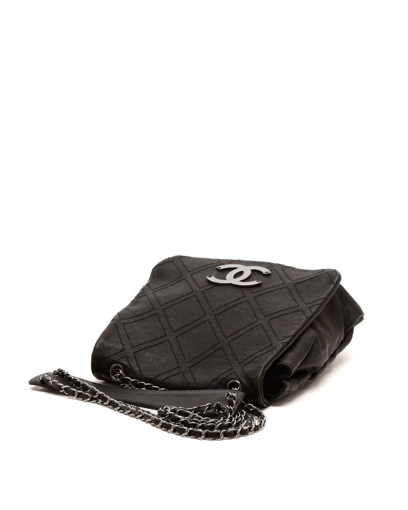 Chanel Diamond Stitch Large Messenger Bag