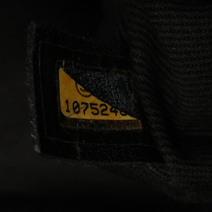 Chanel Diamond Stitch Large Messenger Bag