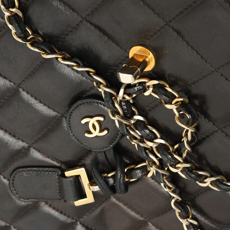Chanel Lambskin Chain Business Bag