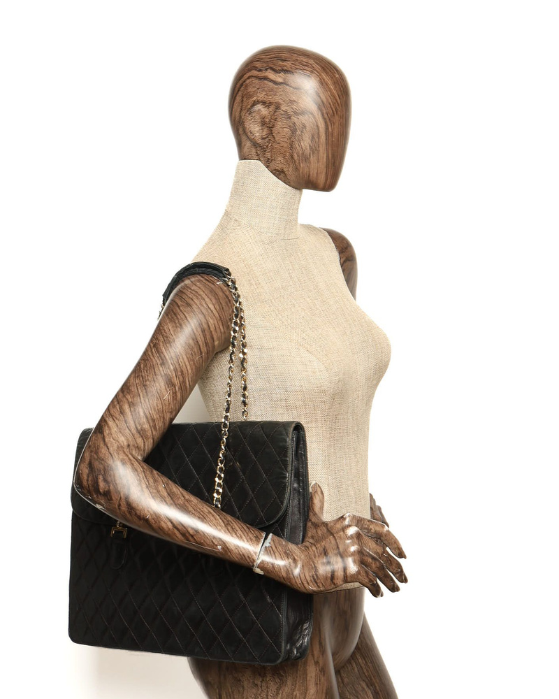 Chanel Lambskin Chain Business Bag
