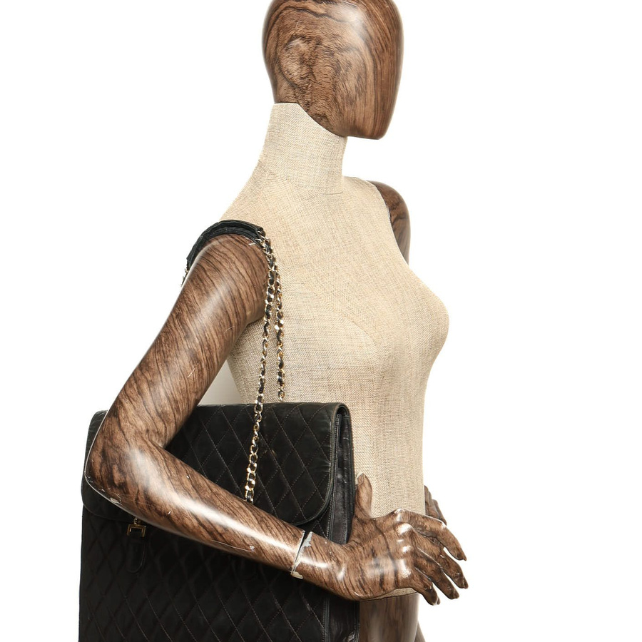 Chanel Lambskin Chain Business Bag