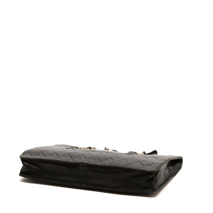 Chanel Lambskin Chain Business Bag