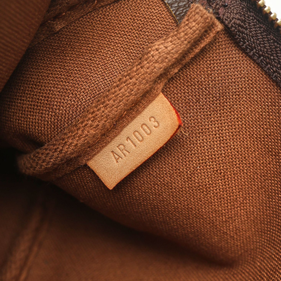 Louis Vuitton Monogram Pochette Accessoires