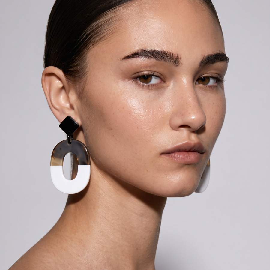 Hermès Horn & Lacquer Isthme Drop Earrings