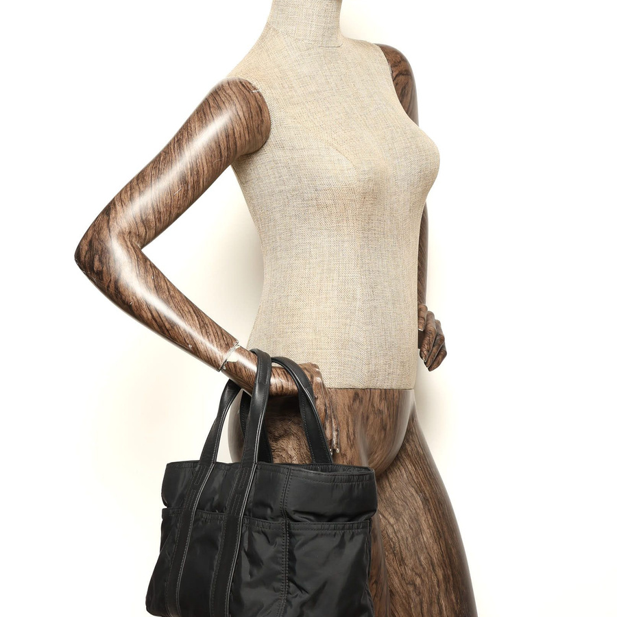 Hermès Hermes Acapulco PM Handbag