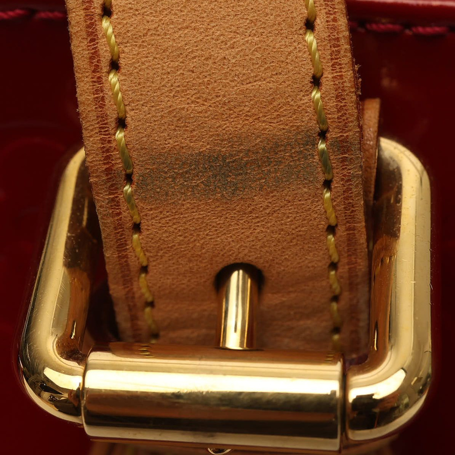 Louis Vuitton Monogram Vernis Rosewood Avenue Bag