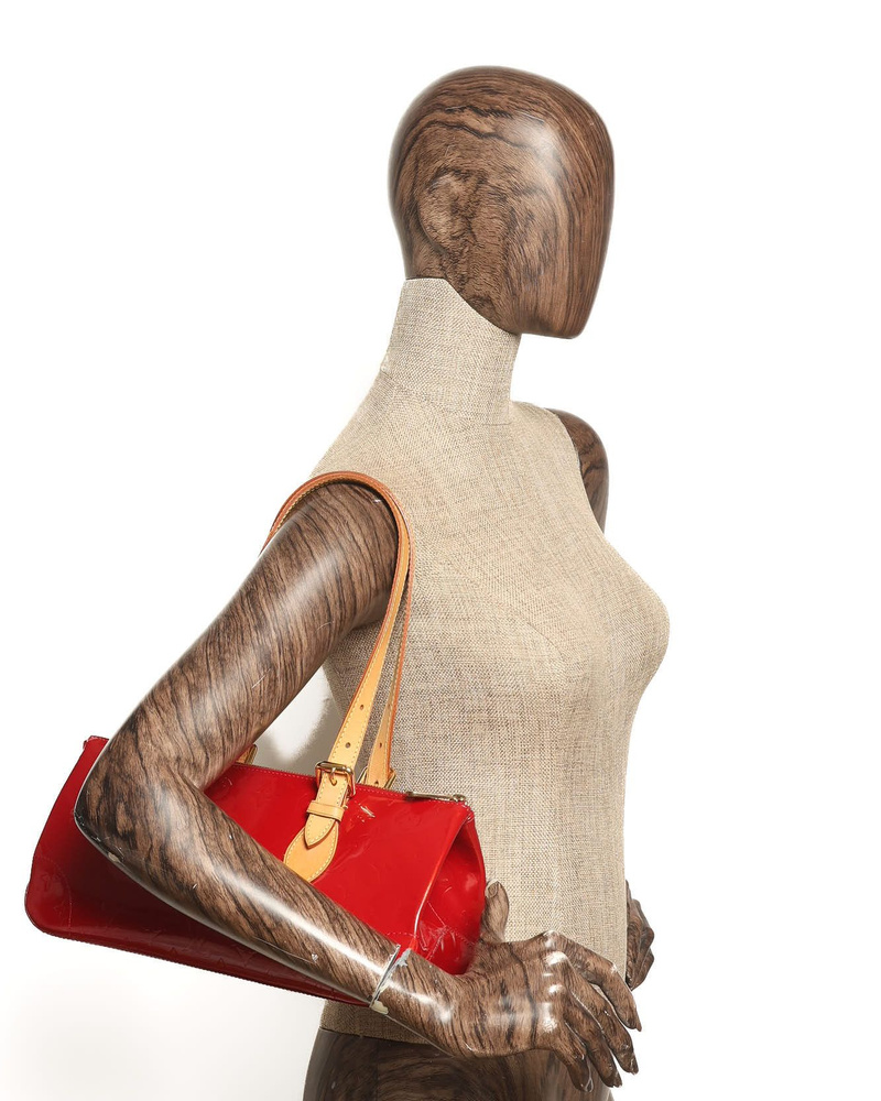 Louis Vuitton Monogram Vernis Rosewood Avenue Bag