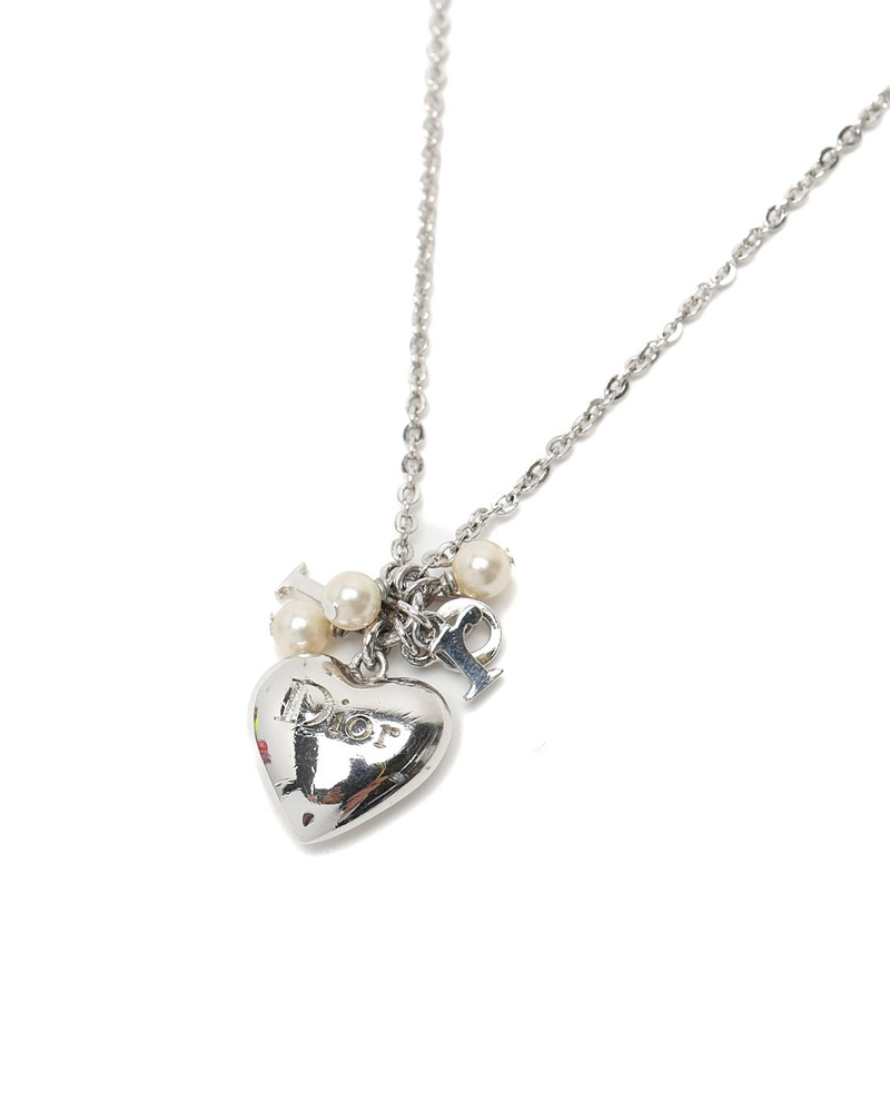 Christian Dior Heart Pearl Necklace