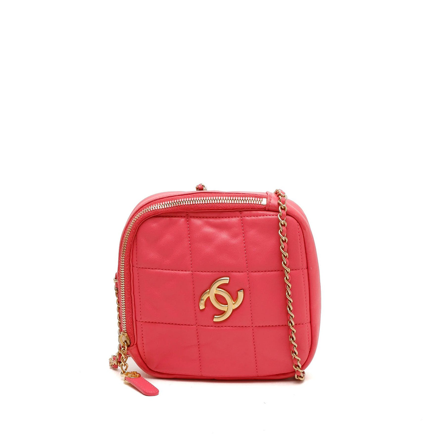 Chanel Diamond Chain Bag