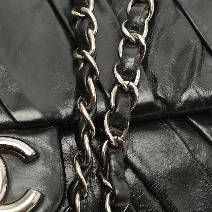 Chanel Twisted Flap Bag