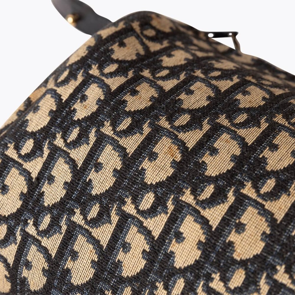 577_d768c4b138-673-25169-7-full