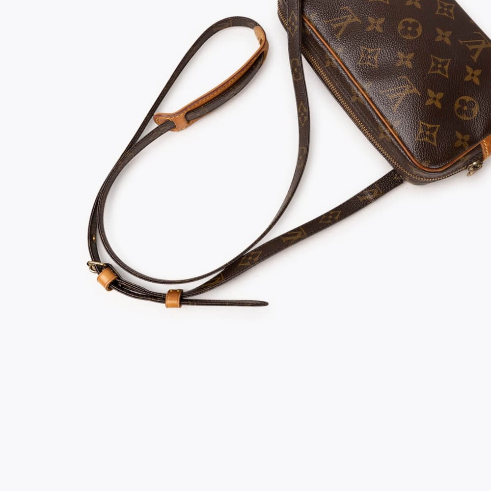 579_c9fad6dd30-668-30933-6-full