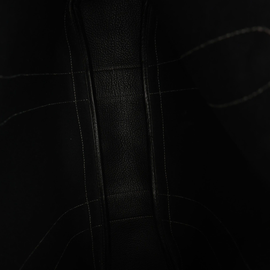 58086_d6c9754944_file-square