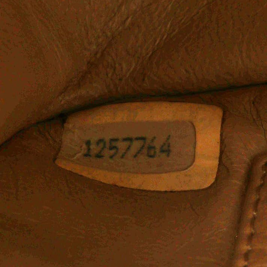 58723_5e43ff96d3_file-square