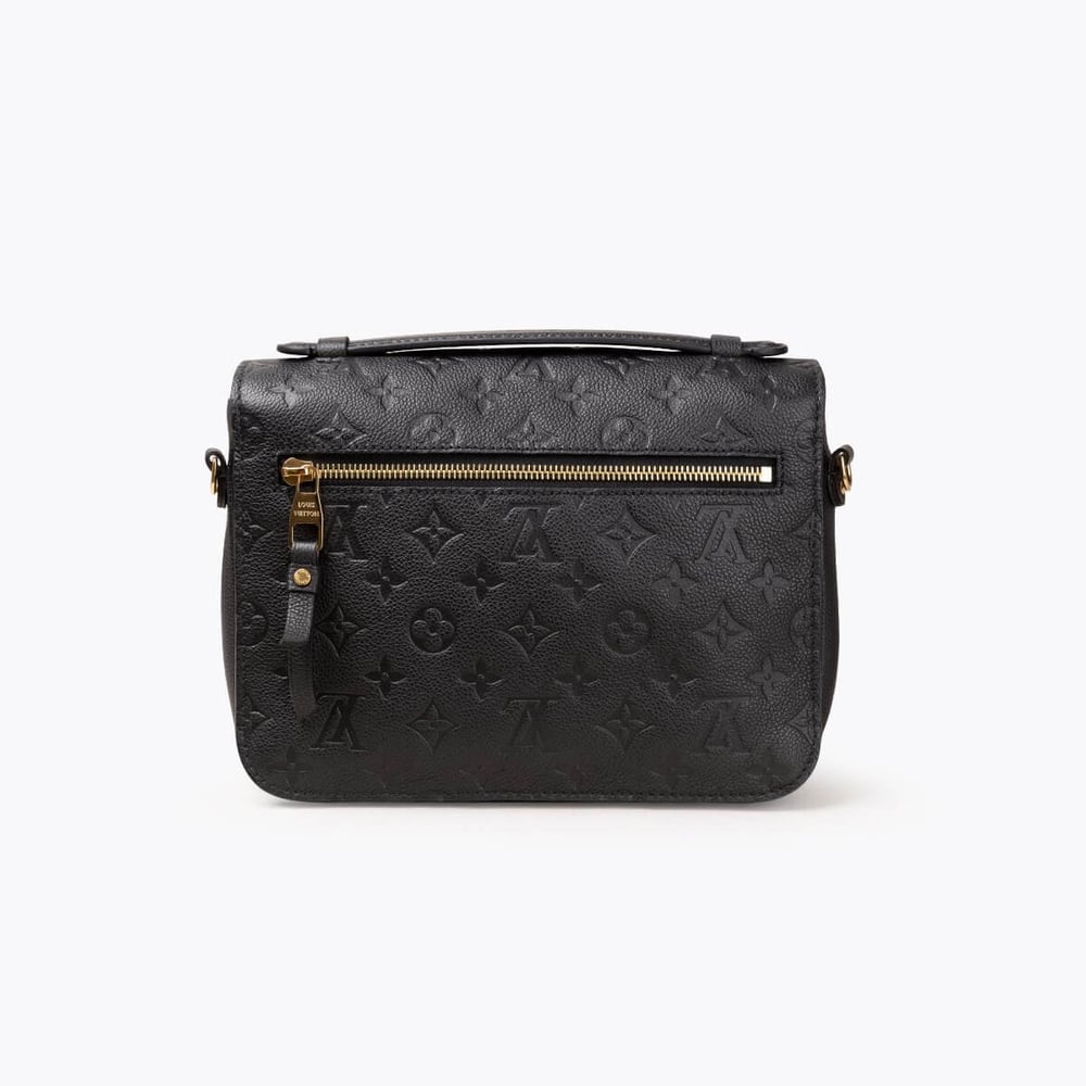 641_90e8053a04-a1310659-3-full