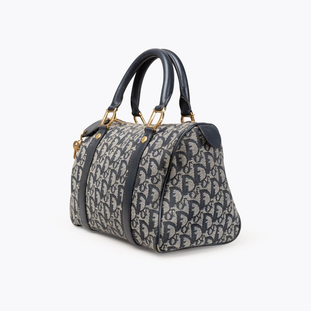 643_ae0e21f8c8-673-13296-4-full