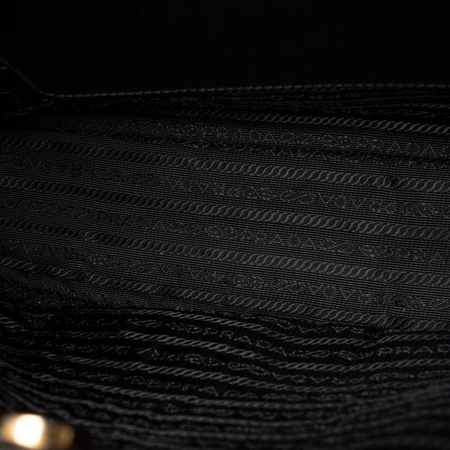 658_656f0e4d8c-ap016581-7-square