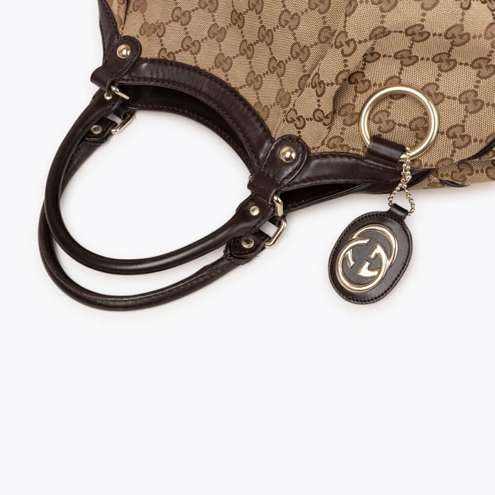 691_96022de801-675-14599-6-full