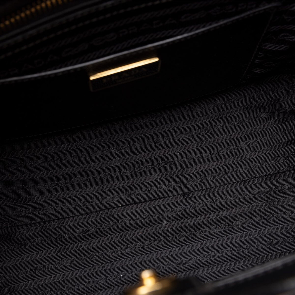 700_cc284605ac-a1075089-8-full