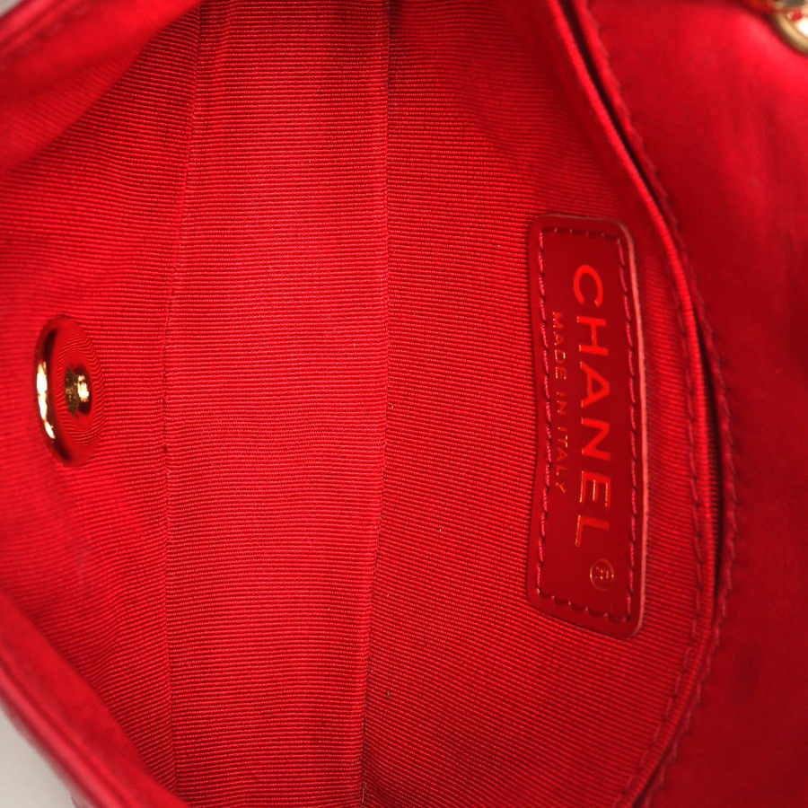 Vintage CHANEL Mini Valentine Charms Flap Bag - A Retro Tale