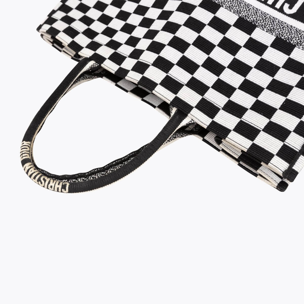 911_82065f6783-wz185449-6-full