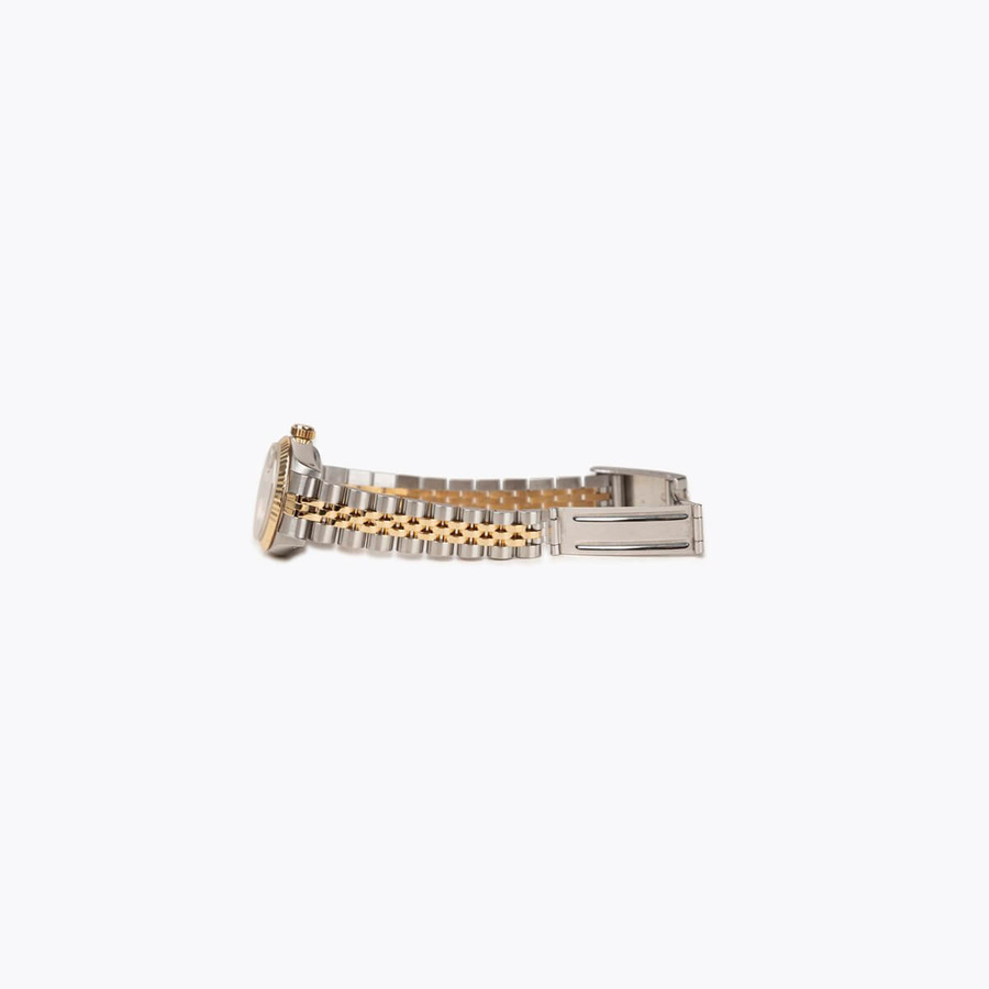 913_af4516da57-a1352464-6-square