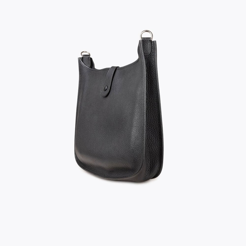 995_4679275209-222781264-4-full