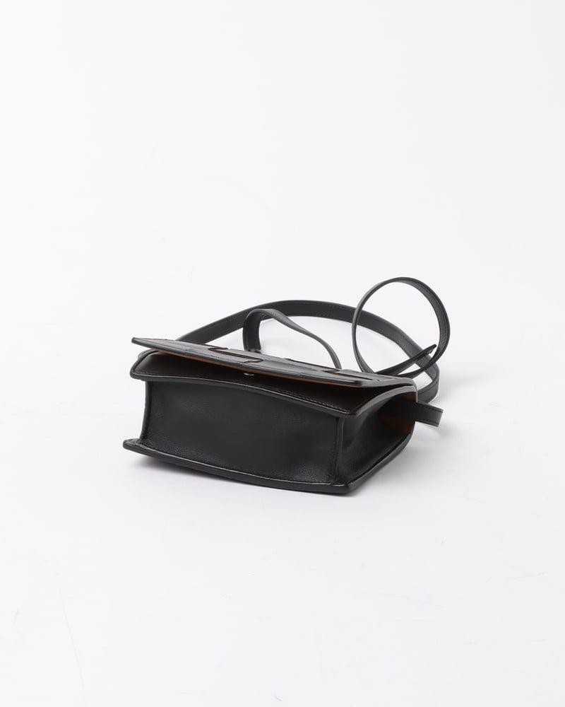 12960_5daa1a8ce1-sb000153-4-full
