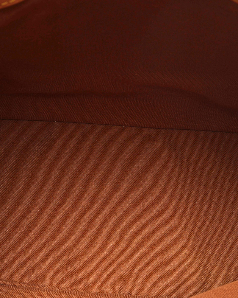 22470_5c77deadeb-807-42212_12-full