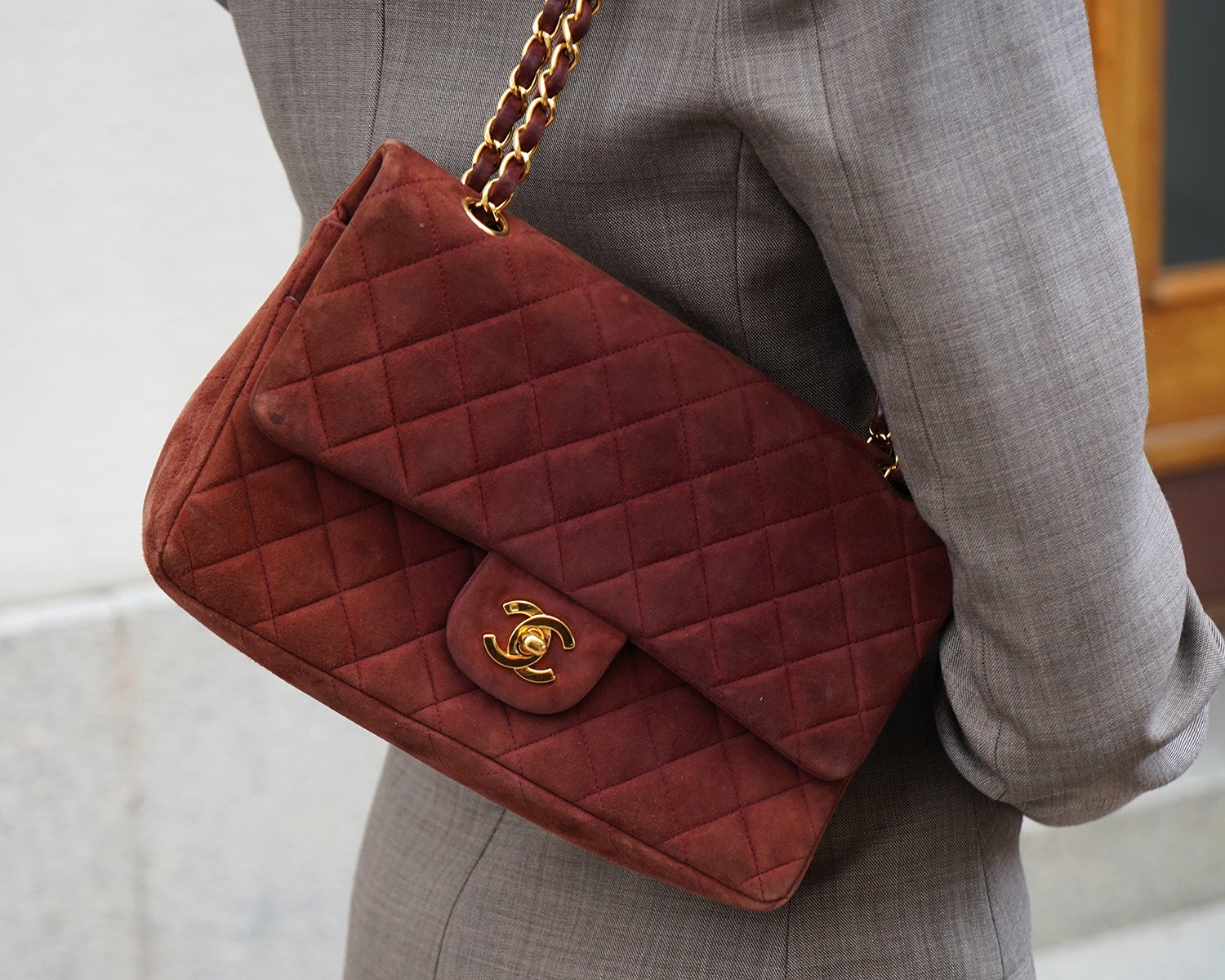 burgundy